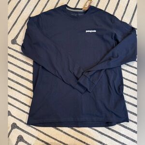 Patagonia Men's Dark Blue Long Sleeve Tee NWT